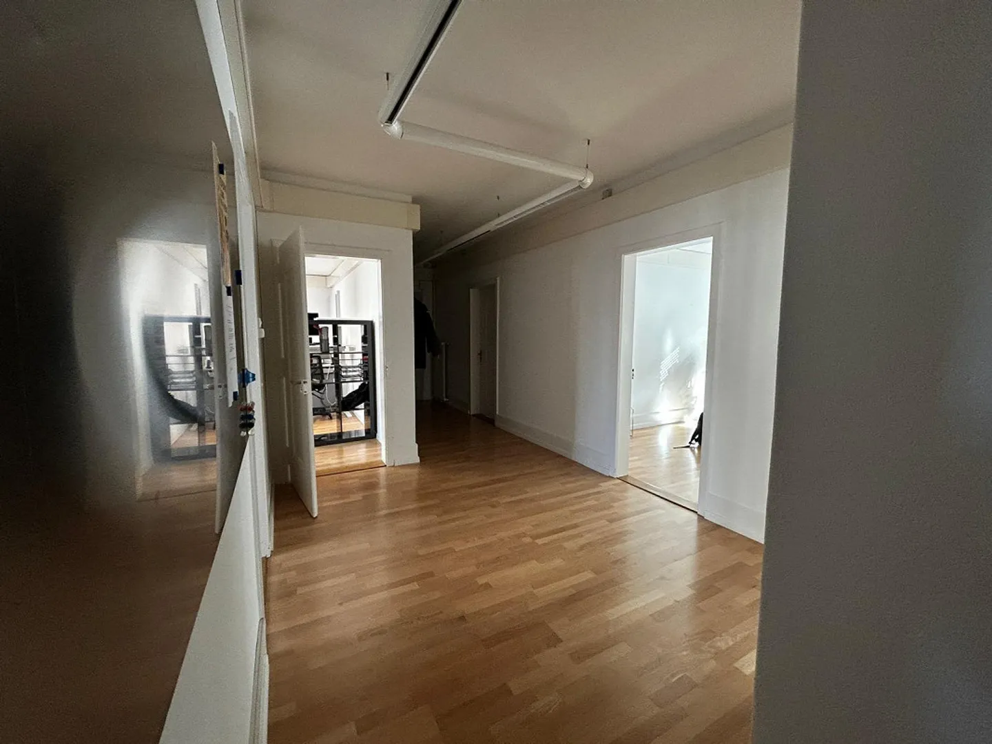 Bureaux modernes de 5 pièces dans un emplacement central à Berne - Photo 2 sur 14