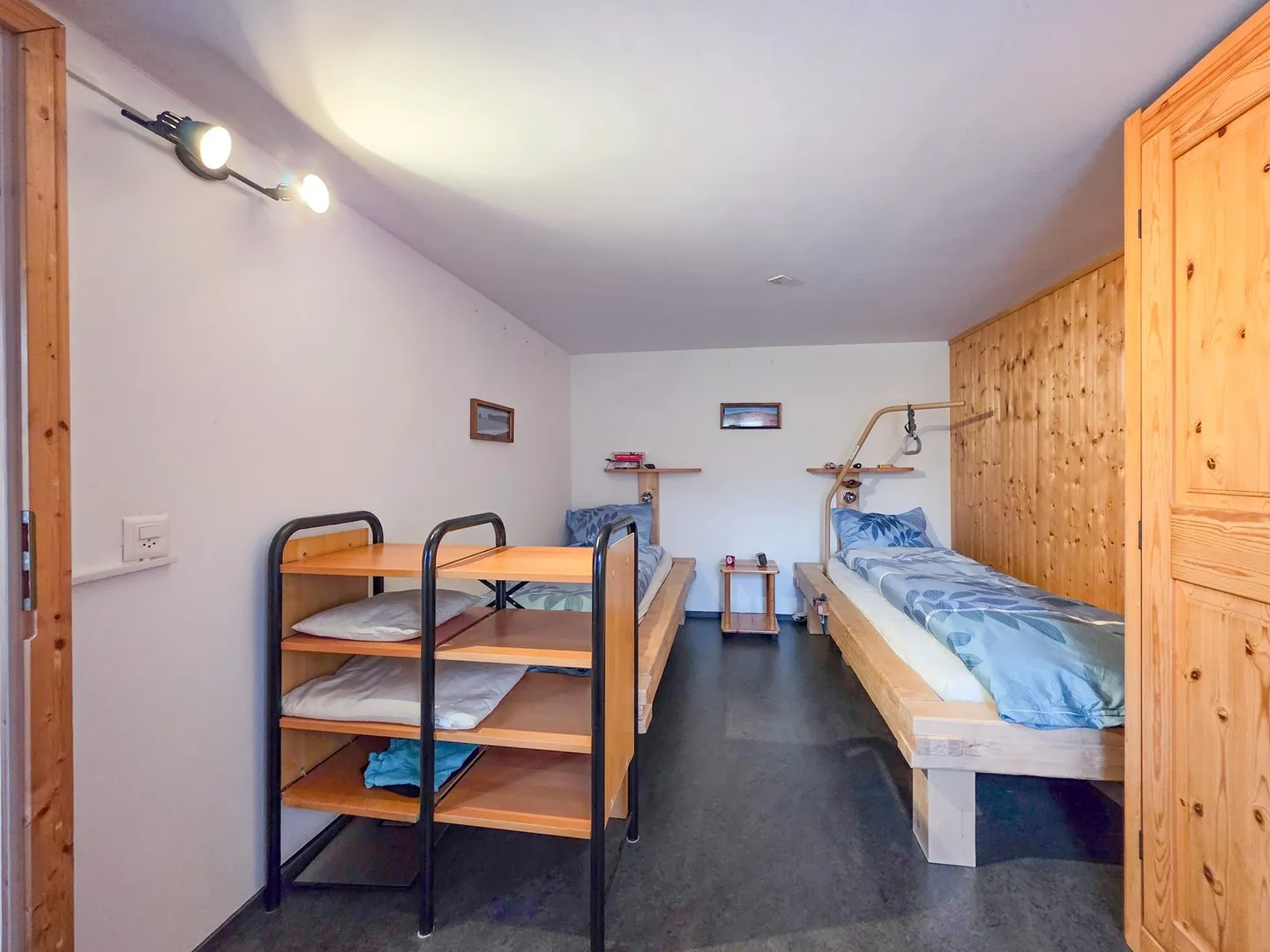 Maison bifamiliale avec grand espace extérieur - Photo 10 sur 53