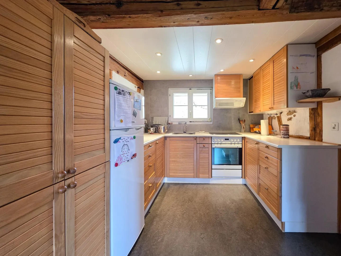 Maison bifamiliale avec grand espace extérieur - Photo 16 sur 53