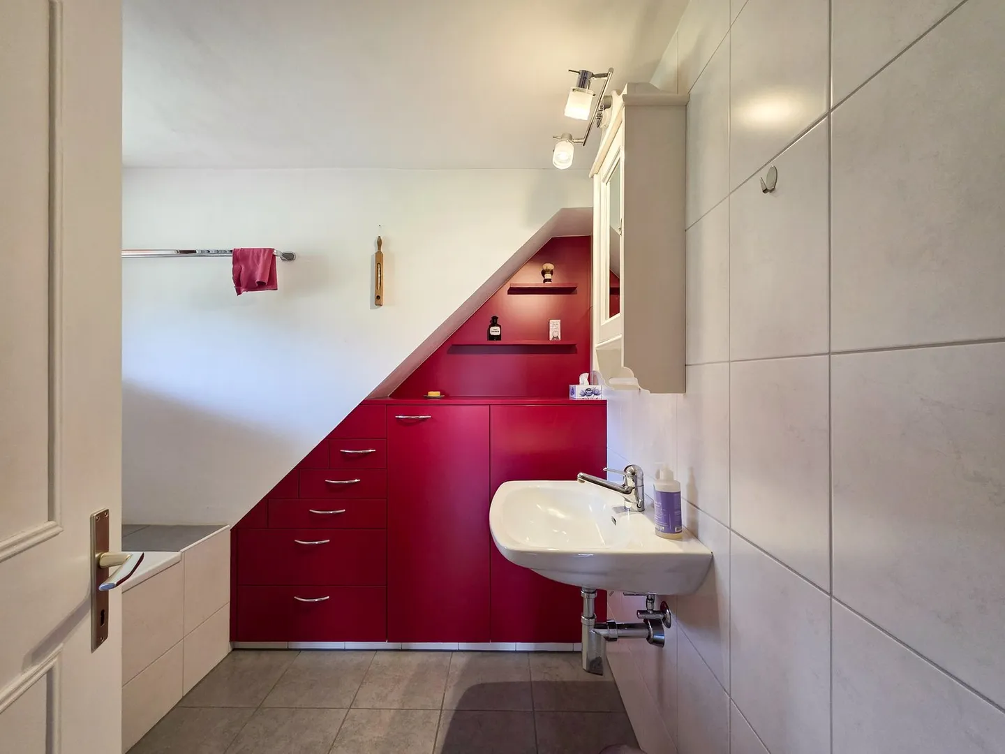 Maison bifamiliale avec grand espace extérieur - Photo 24 sur 53