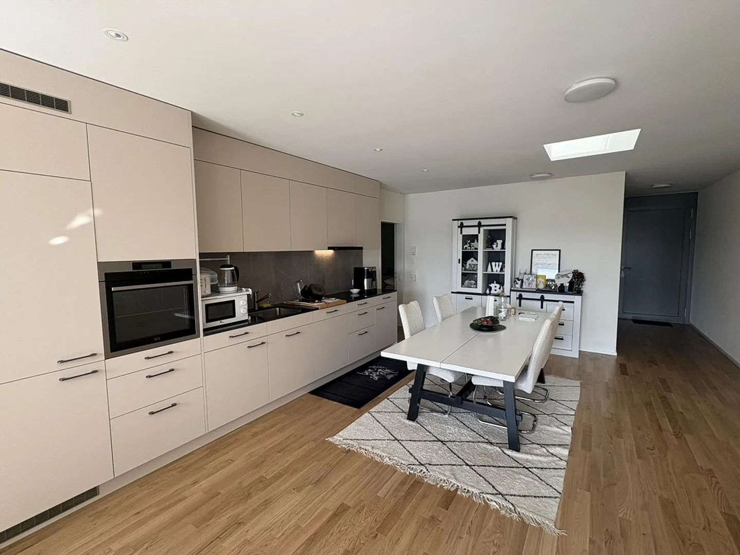 Appartement penthouse unique de 3,5 pièces à Stein am Rhein - Photo 3 sur 12