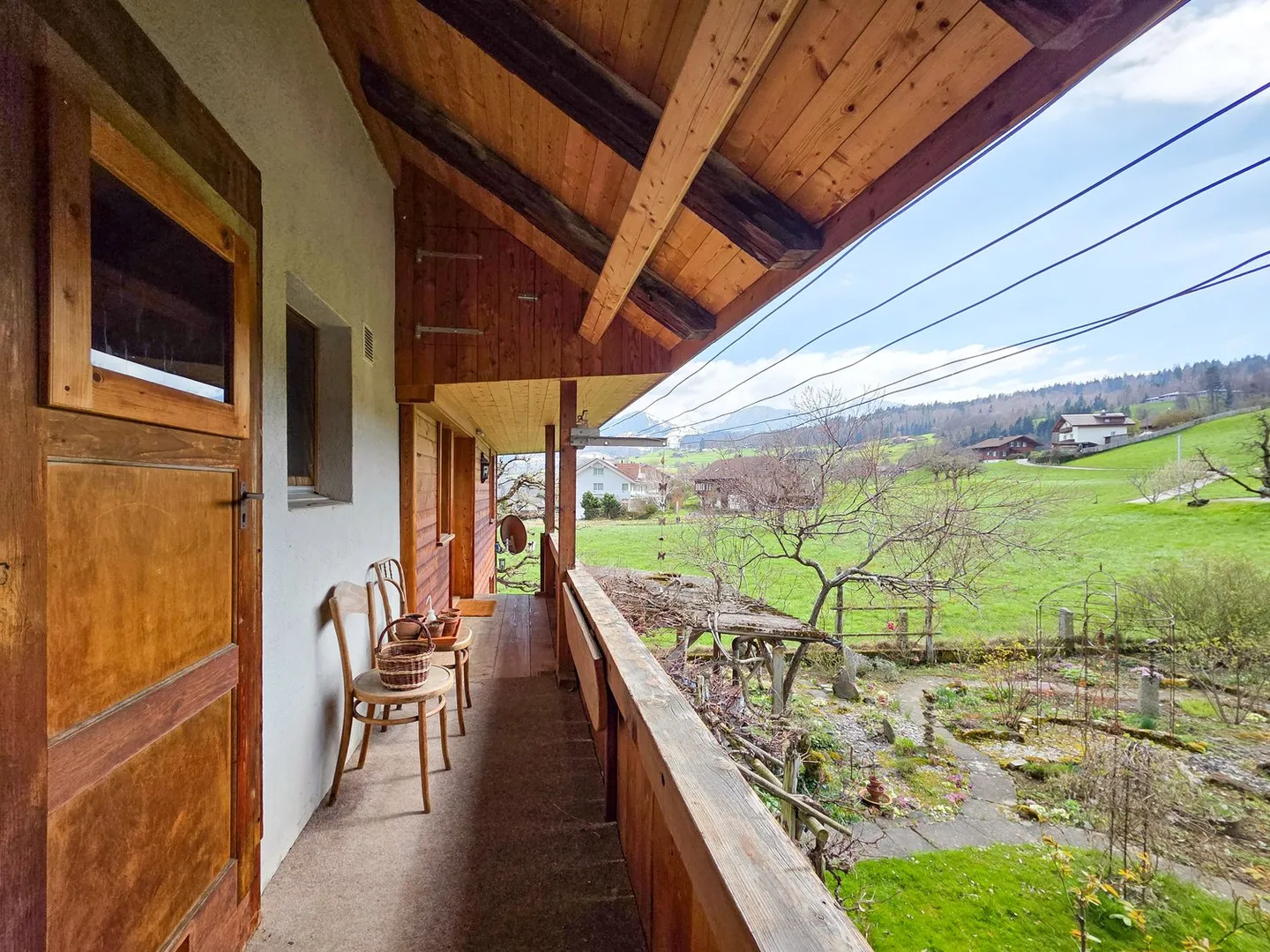 Maison bifamiliale avec grand espace extérieur - Photo 32 sur 53