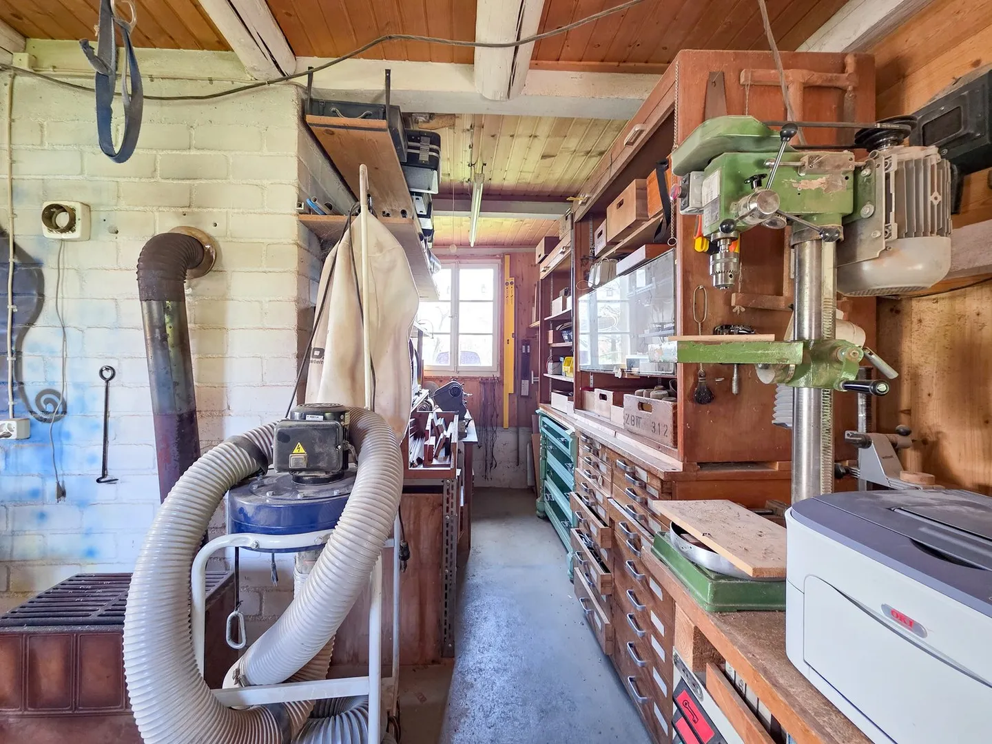 Maison bifamiliale avec grand espace extérieur - Photo 38 sur 53