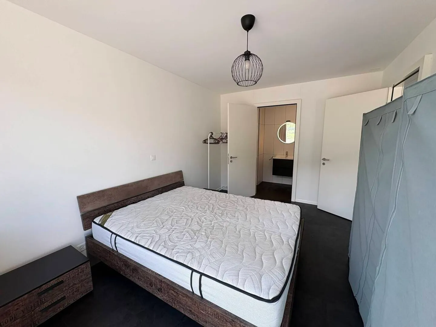 3,5-Zimmer-Wohnung im 4. Stock mit Balkon - Foto 3 von 8