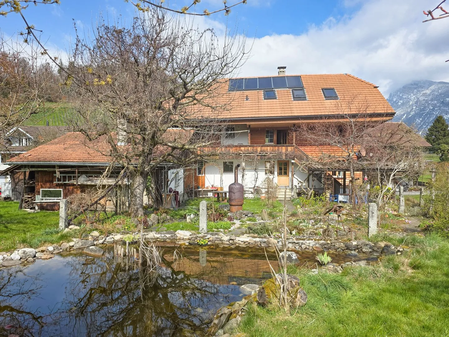 Maison bifamiliale avec grand espace extérieur - Photo 50 sur 53