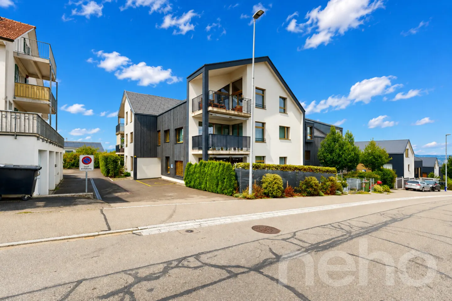 Elegant Garden Apartment with Flexibility - Photo 11 of 11