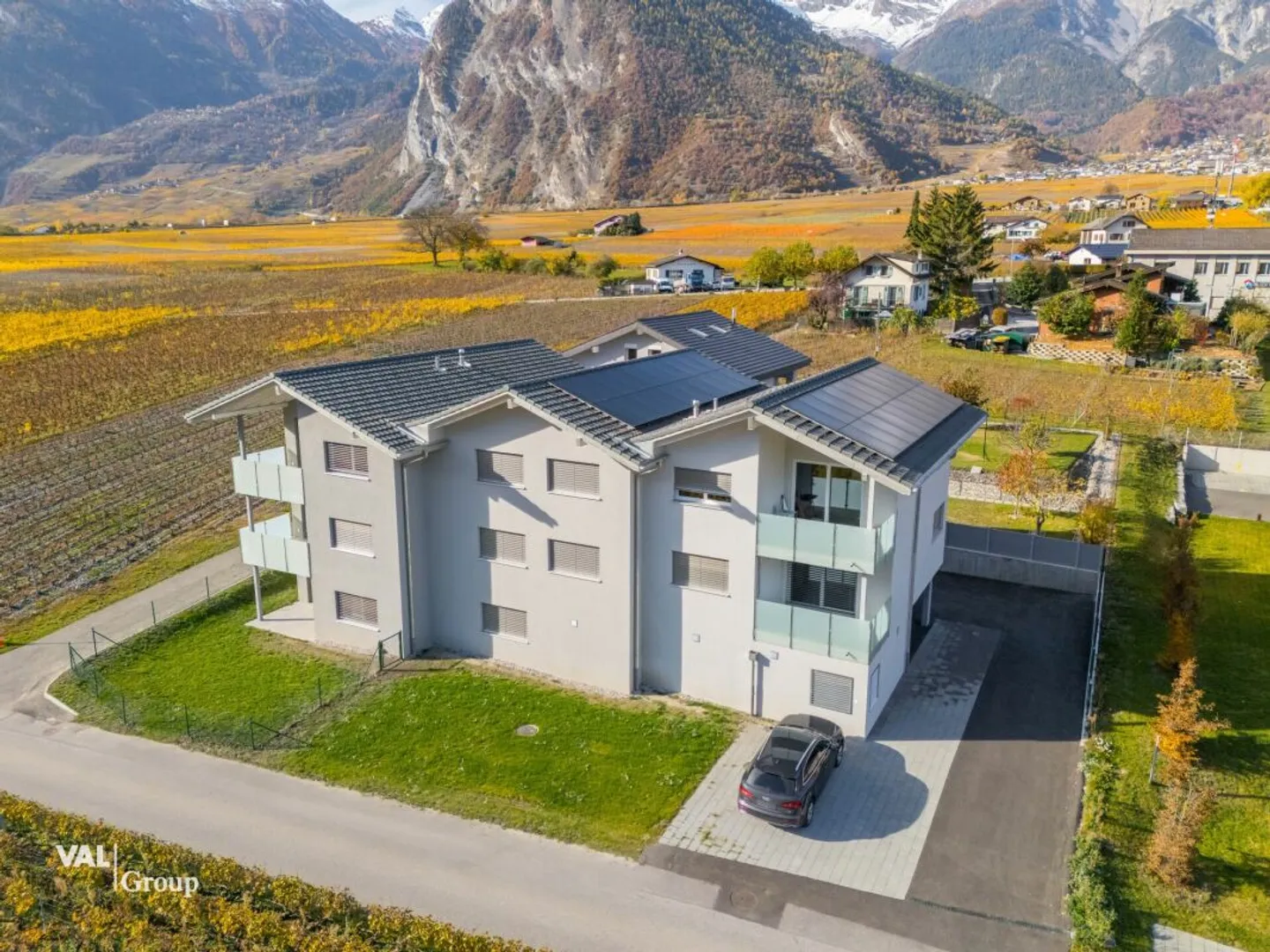 Prächtiges 4.5-Zimmer-Dachgeschoss mit Balkon und viel Licht - Foto 12 di 13