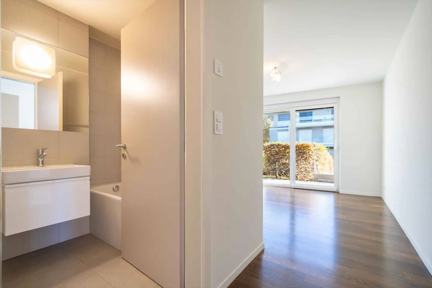 Sublime 3.5-room apartment in a residential area - Photo 4 of 12