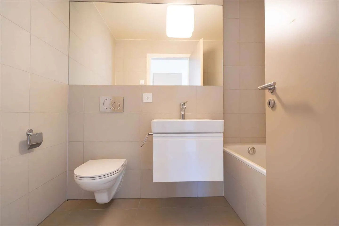 Sublime 3.5-room apartment in a residential area - Photo 5 of 12