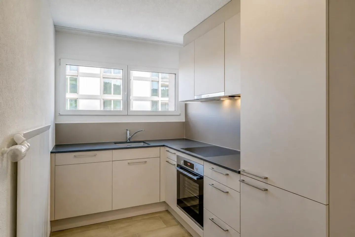 Appartement à louer - Photo 2 sur 9