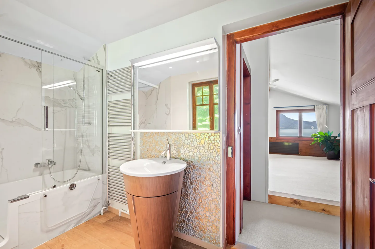 Very pretty early century property with panoramic view, Territet - Photo 14 of 15