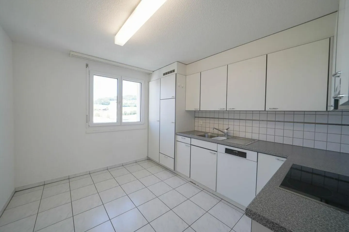 Attractive 6.5-room maisonette apartment - Living comfort on two levels - Photo 4 of 9