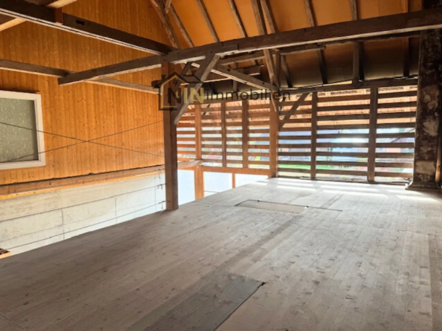 SPACIOUS FOR STORAGE OR PRODUCTION Copy - Photo 4 of 7