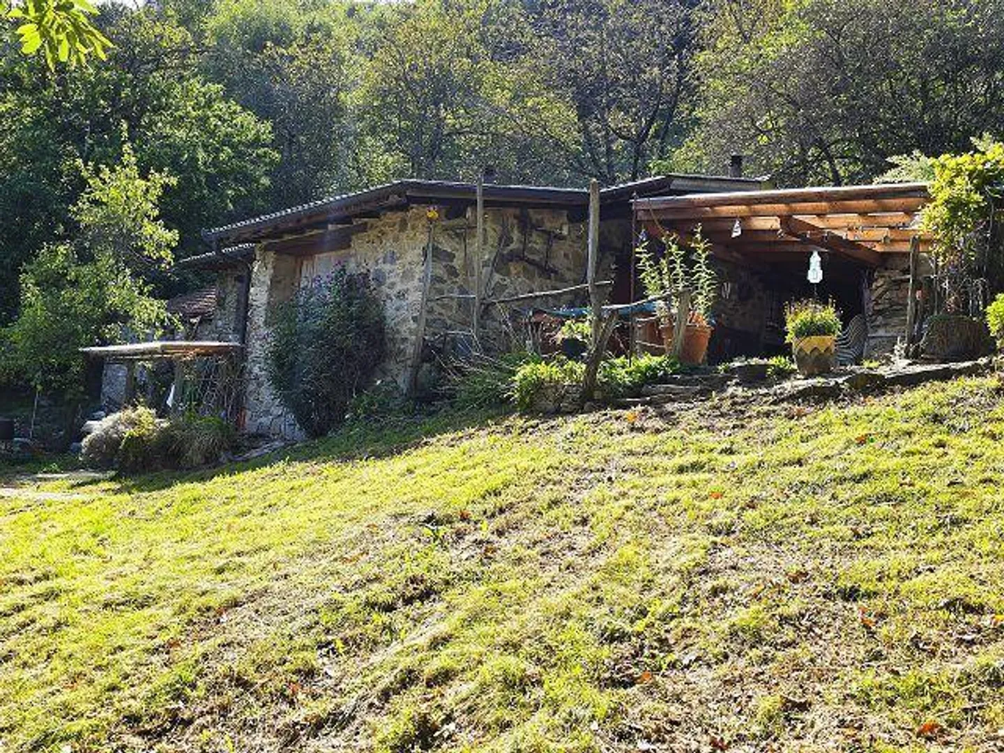 Cascina 3,5 loc. nella natura con grande terreno, molto soleggiato, con bella vista» - Foto 32 di 45