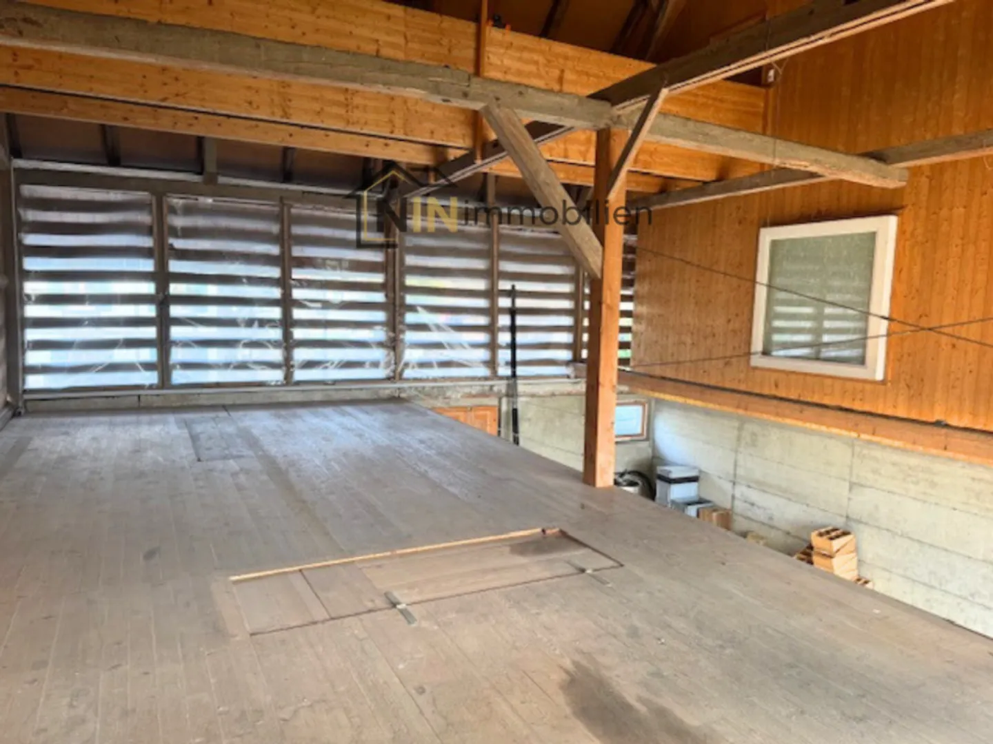 SPACIOUS FOR STORAGE OR PRODUCTION Copy - Photo 6 of 7