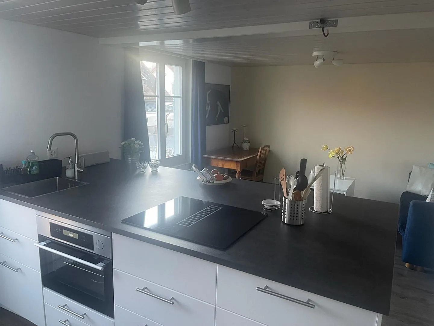 Möblierte 4-Zimmer-Wohnung an zentraler Lage in Bütschwil - Foto 2 von 8