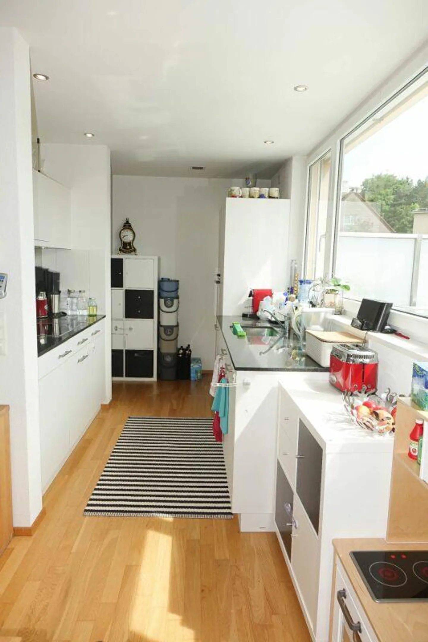 helle, sonnige Wohnung mit grosser Terrasse - Foto 4 di 7