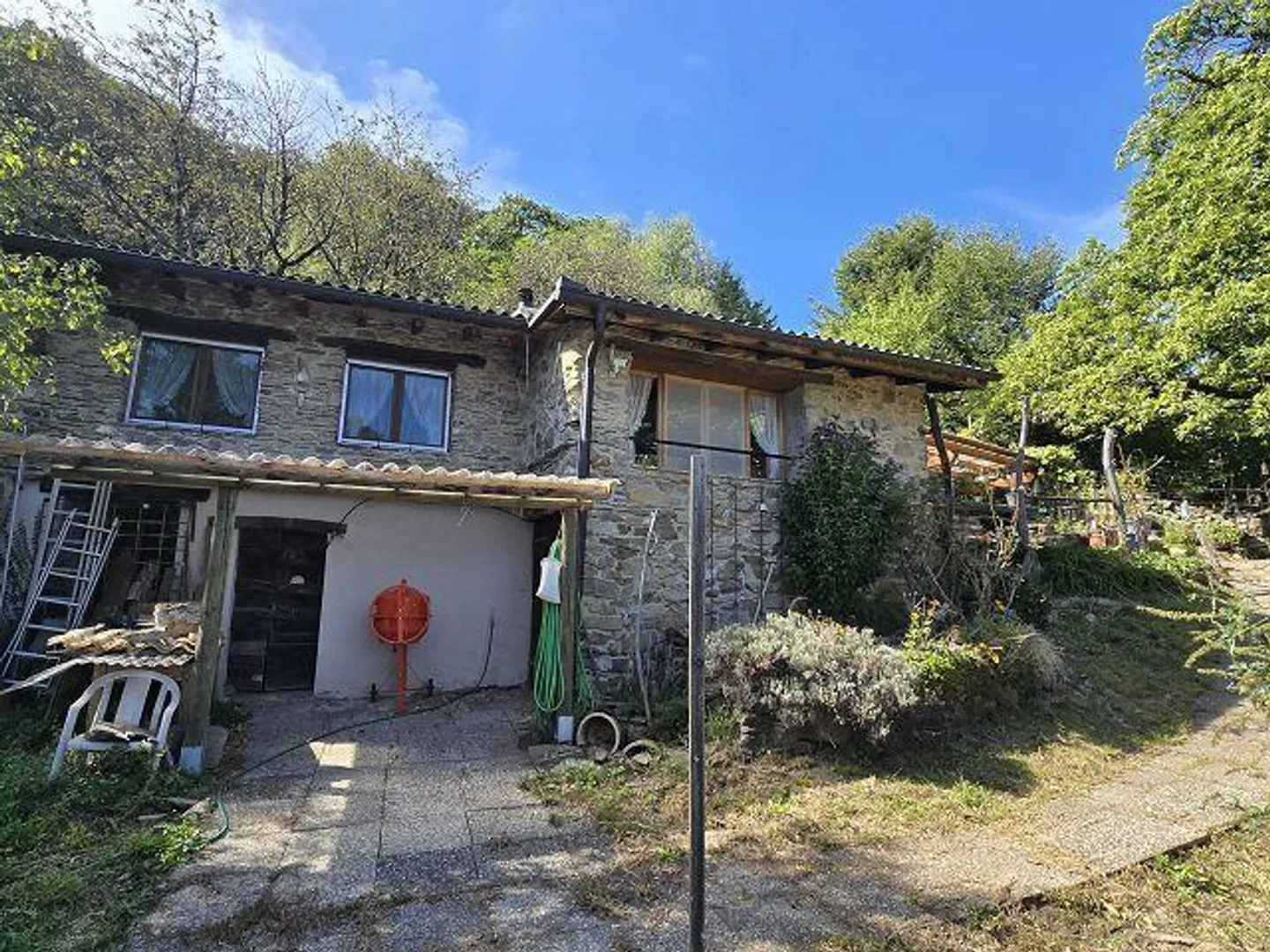 Cascina 3,5 loc. nella natura con grande terreno, molto soleggiato, con bella vista» - Foto 40 di 45