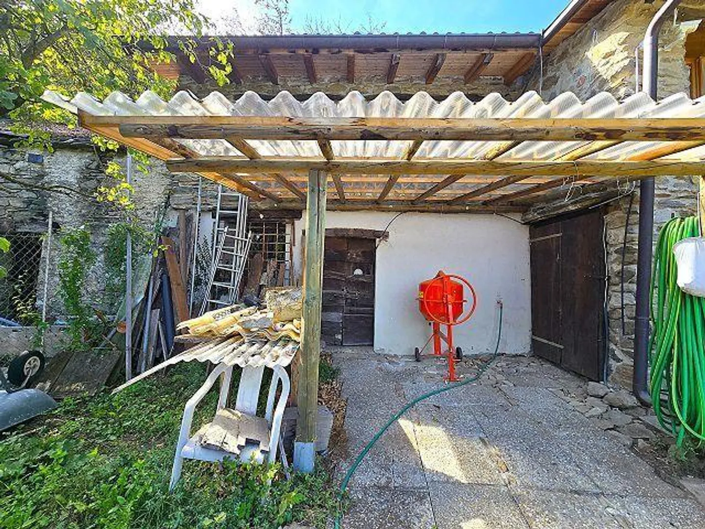 Cascina 3,5 loc. nella natura con grande terreno, molto soleggiato, con bella vista» - Foto 41 di 45
