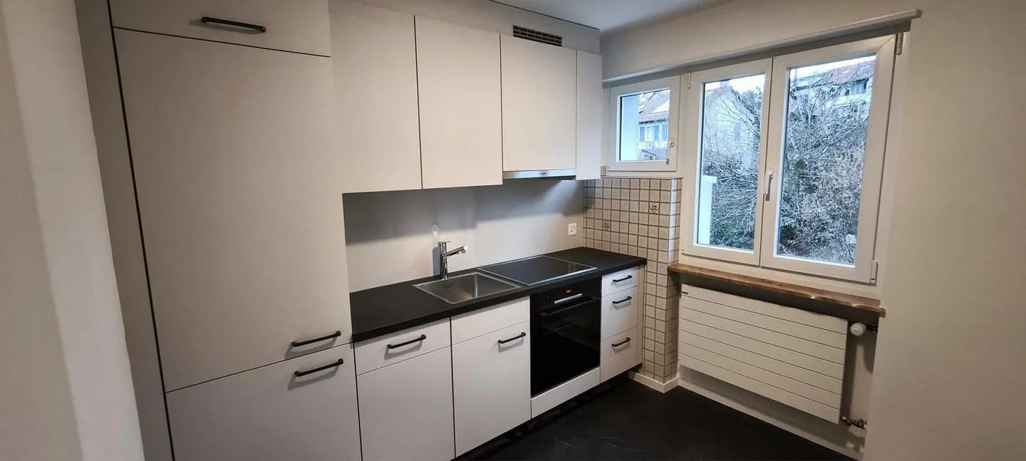 Appartamento 3 locali soleggiato e tranquillo con balcone sud (2° piano) - Foto 3 di 9