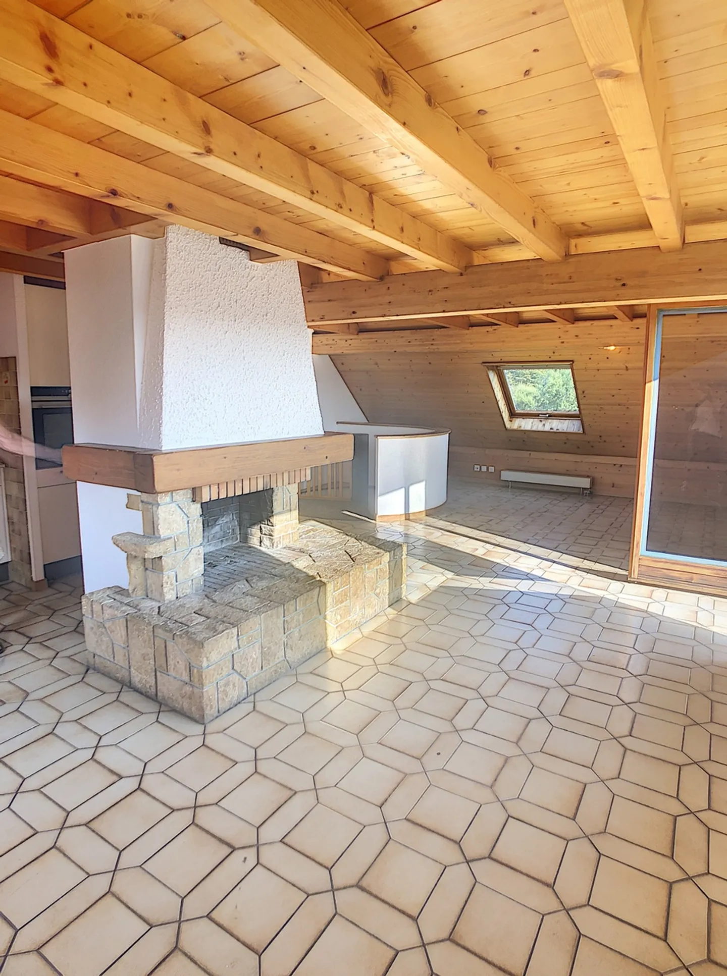 Charmantes Triplex in Oron-la-Ville - Foto 1 von 16