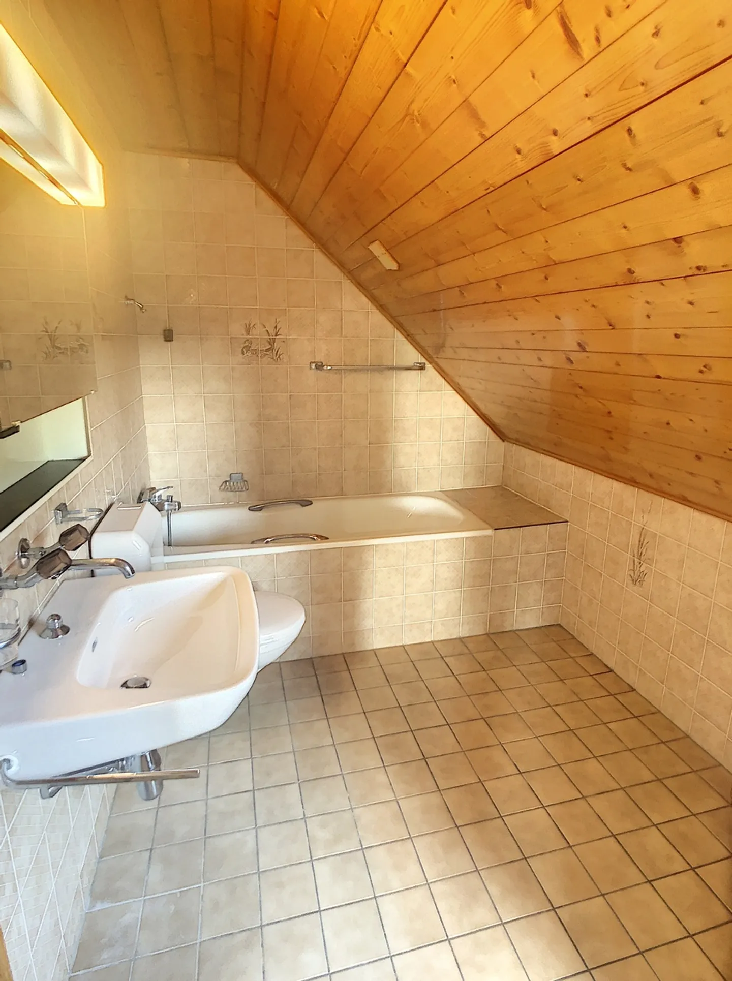 Charmantes Triplex in Oron-la-Ville - Foto 4 von 16