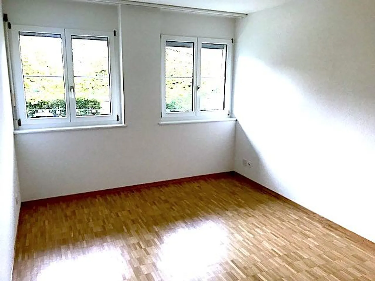 Bella, luminosa appartamento di 4,5 stanze in affitto - Foto 17 di 19