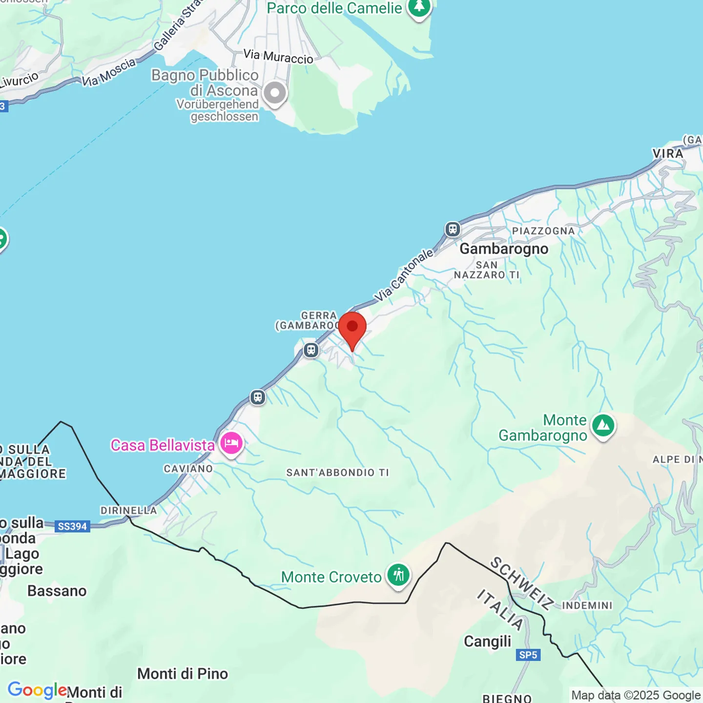 Maison individuelle avec piscine extérieure et vue sur le lac - Photo 24 sur 24