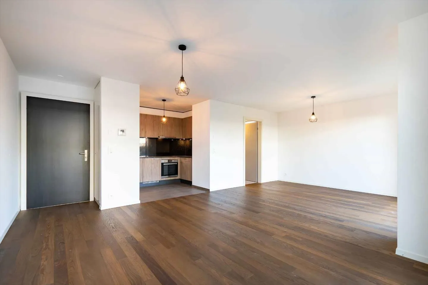 Magnificent 1.5 room apartment close to EHL - Photo 4 of 8