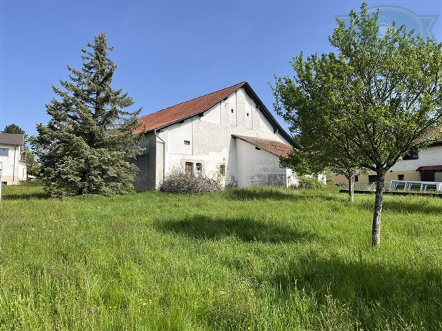 «Baugrundstück von mehr als 3000m2 mit Gebäude zum Abriss.» - Foto 3 von 5