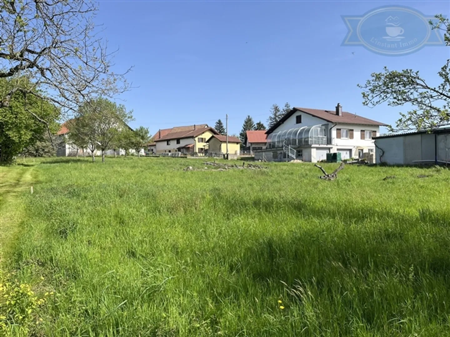 «Baugrundstück von mehr als 3000m2 mit Gebäude zum Abriss.» - Foto 1 von 5