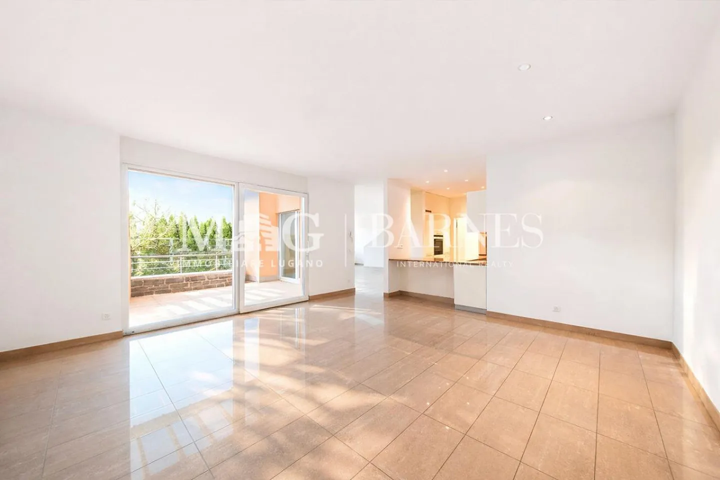 Lugano, Vezia: Large 7.5 room house with garden - 250 sqm - Photo 1 of 14