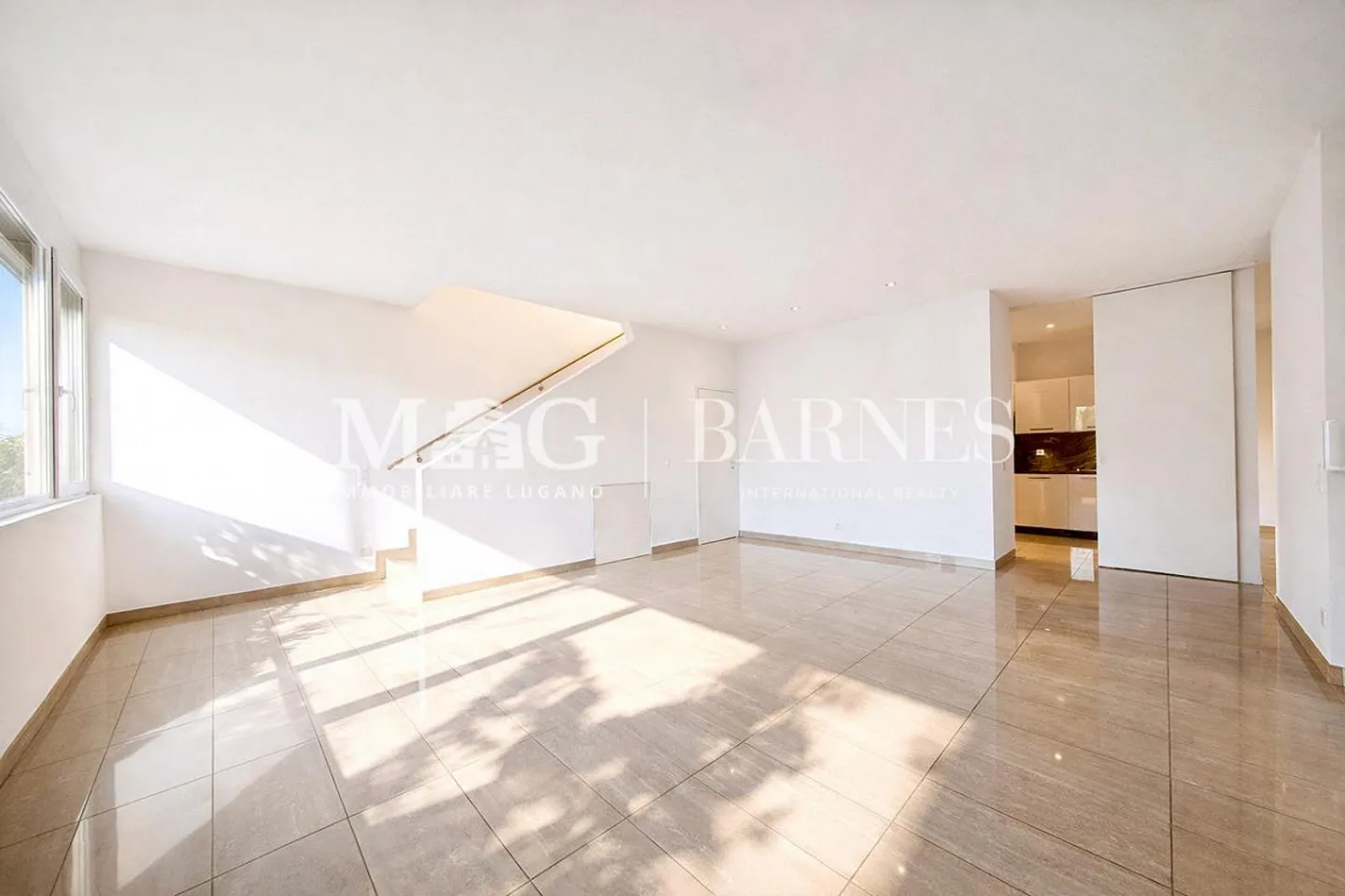 Lugano, Vezia: Large 7.5 room house with garden - 250 sqm - Photo 4 of 14