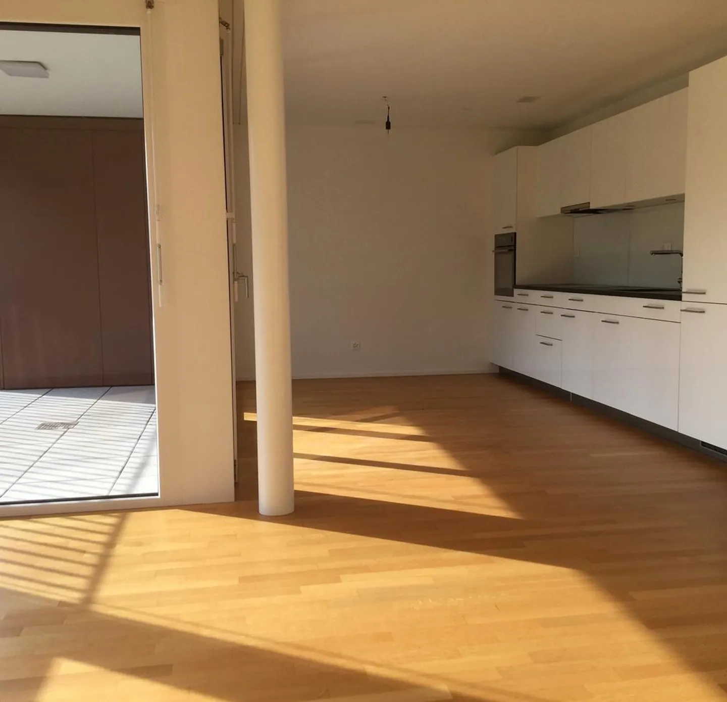 Attractive 3.5-room apartment - Photo 2 of 7