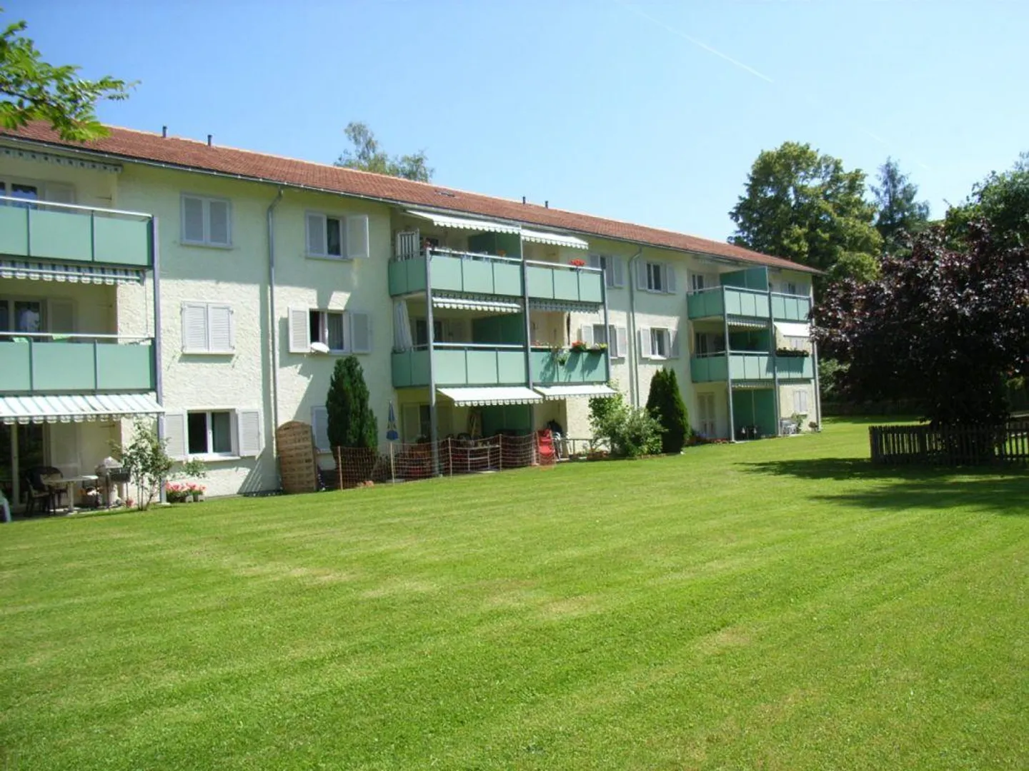 3-room apartment with large, sunny balcony - Photo 1 of 11
