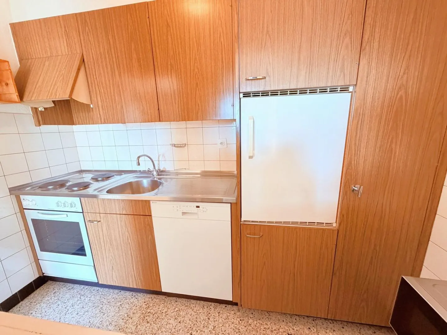 Magnifico appartamento di 2,5 stanze ristrutturato - Spazioso e luminoso - Vista meravigliosa - Posizione tranquilla - Ben posizionato - Foto 6 di 16