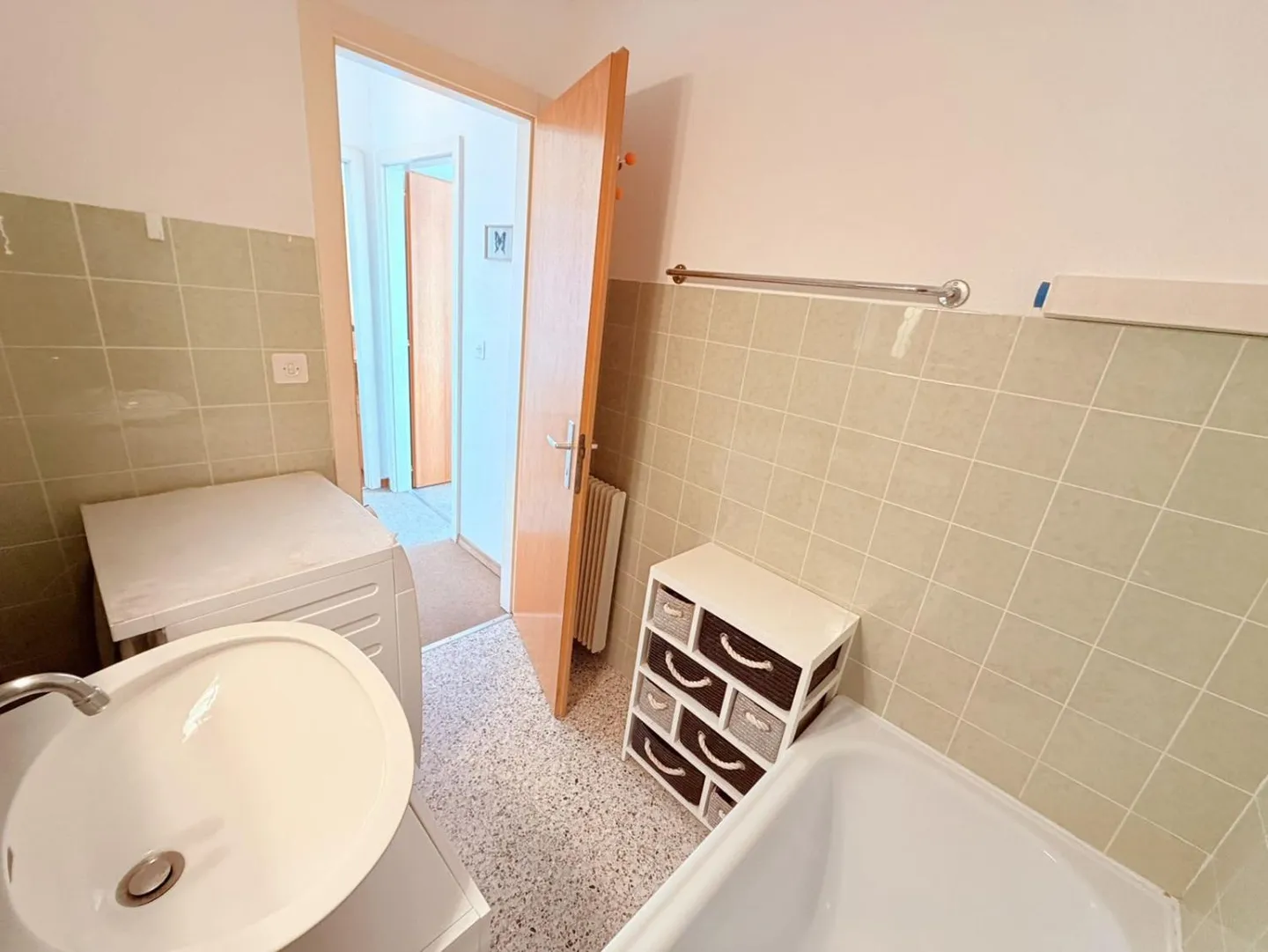 Magnifico appartamento di 2,5 stanze ristrutturato - Spazioso e luminoso - Vista meravigliosa - Posizione tranquilla - Ben posizionato - Foto 10 di 16