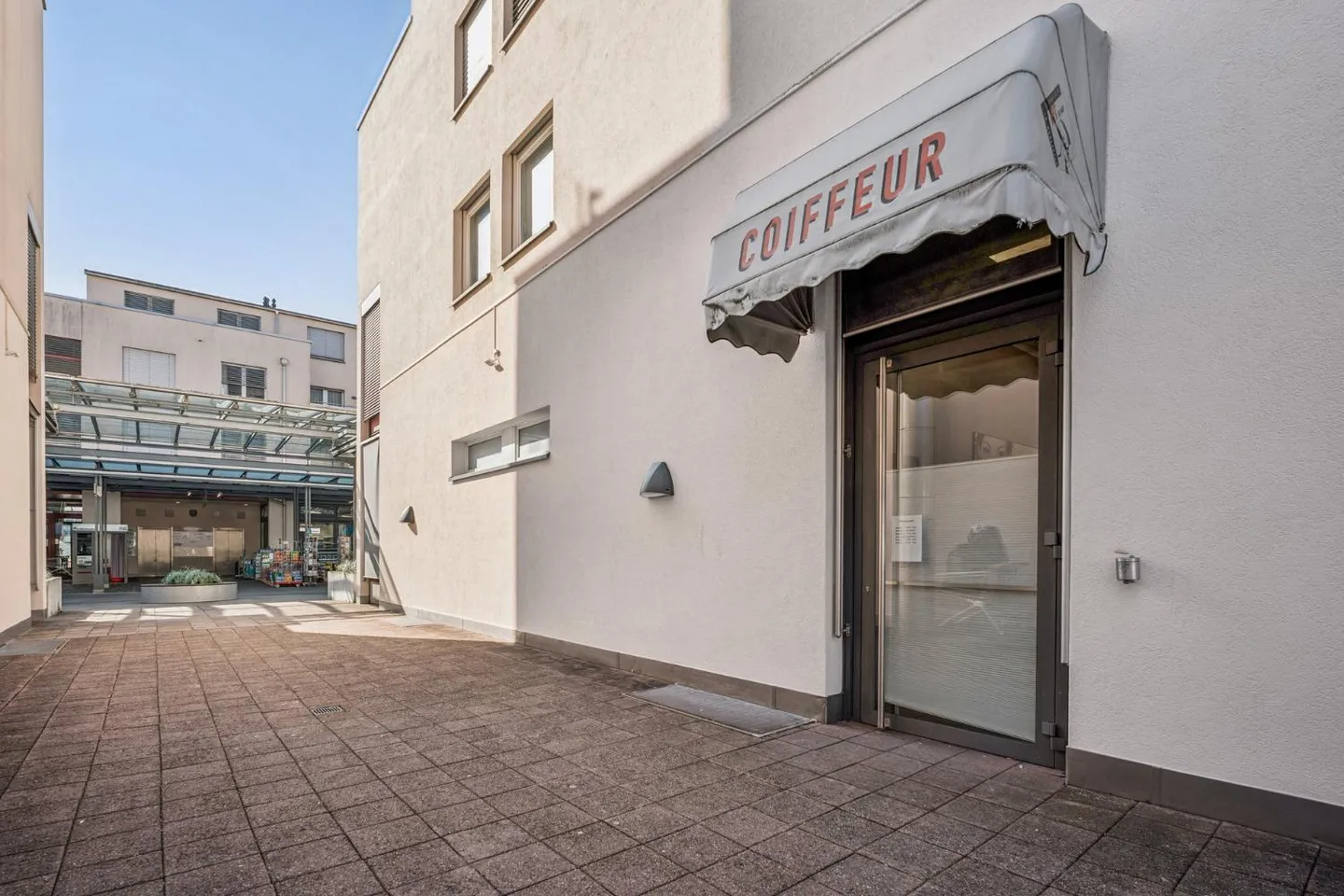 L'espace de vente au centre de Mühlefeld - Photo 3 sur 8