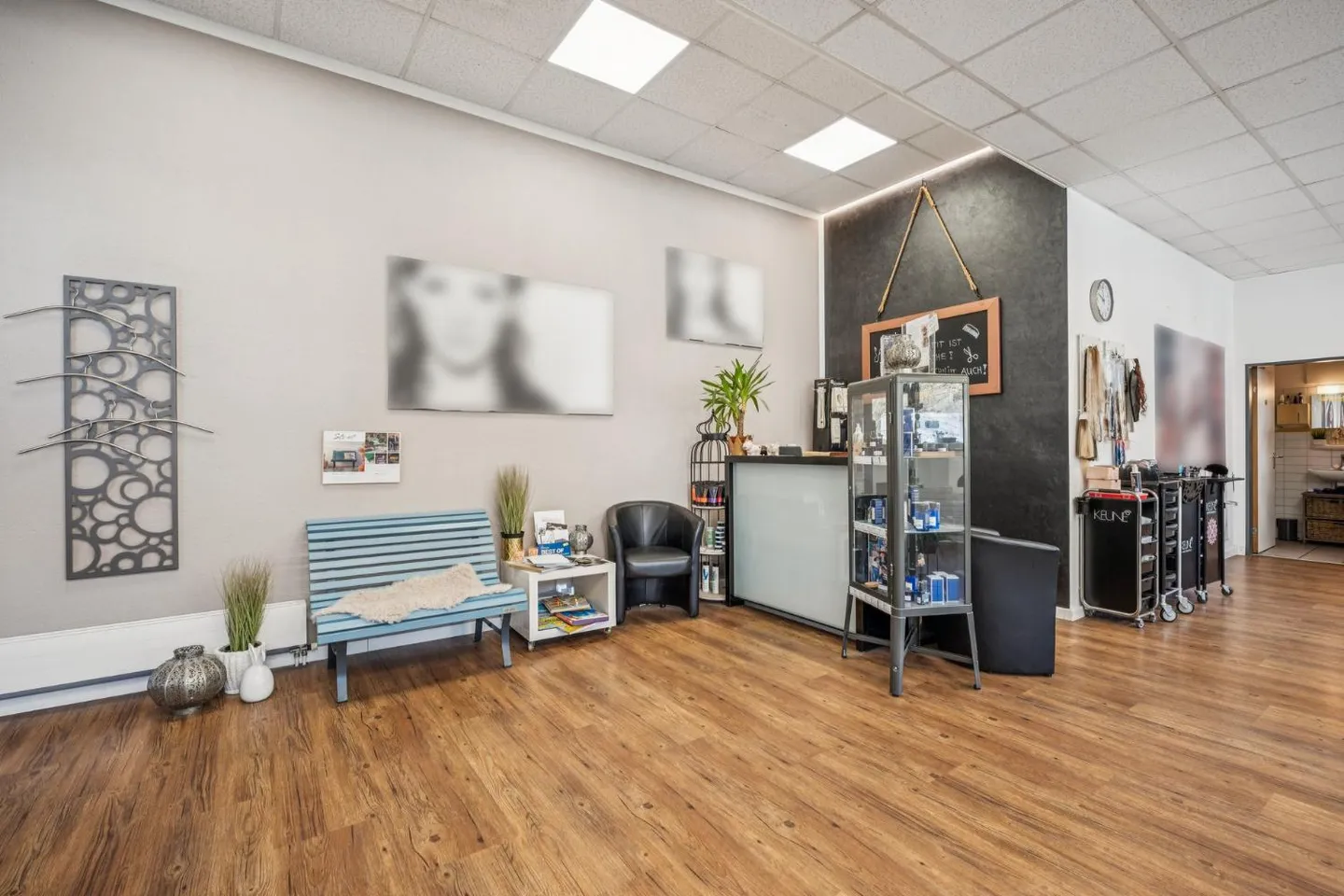 L'espace de vente au centre de Mühlefeld - Photo 5 sur 8