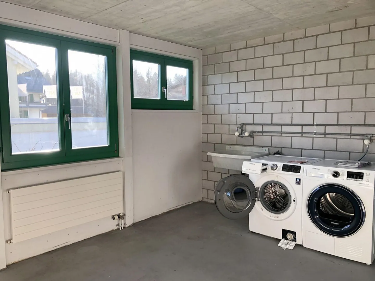 Helle 3 ½-Zimmer Wohnung mit zwei Balkonen und eigener Waschküche - Foto 9 von 9