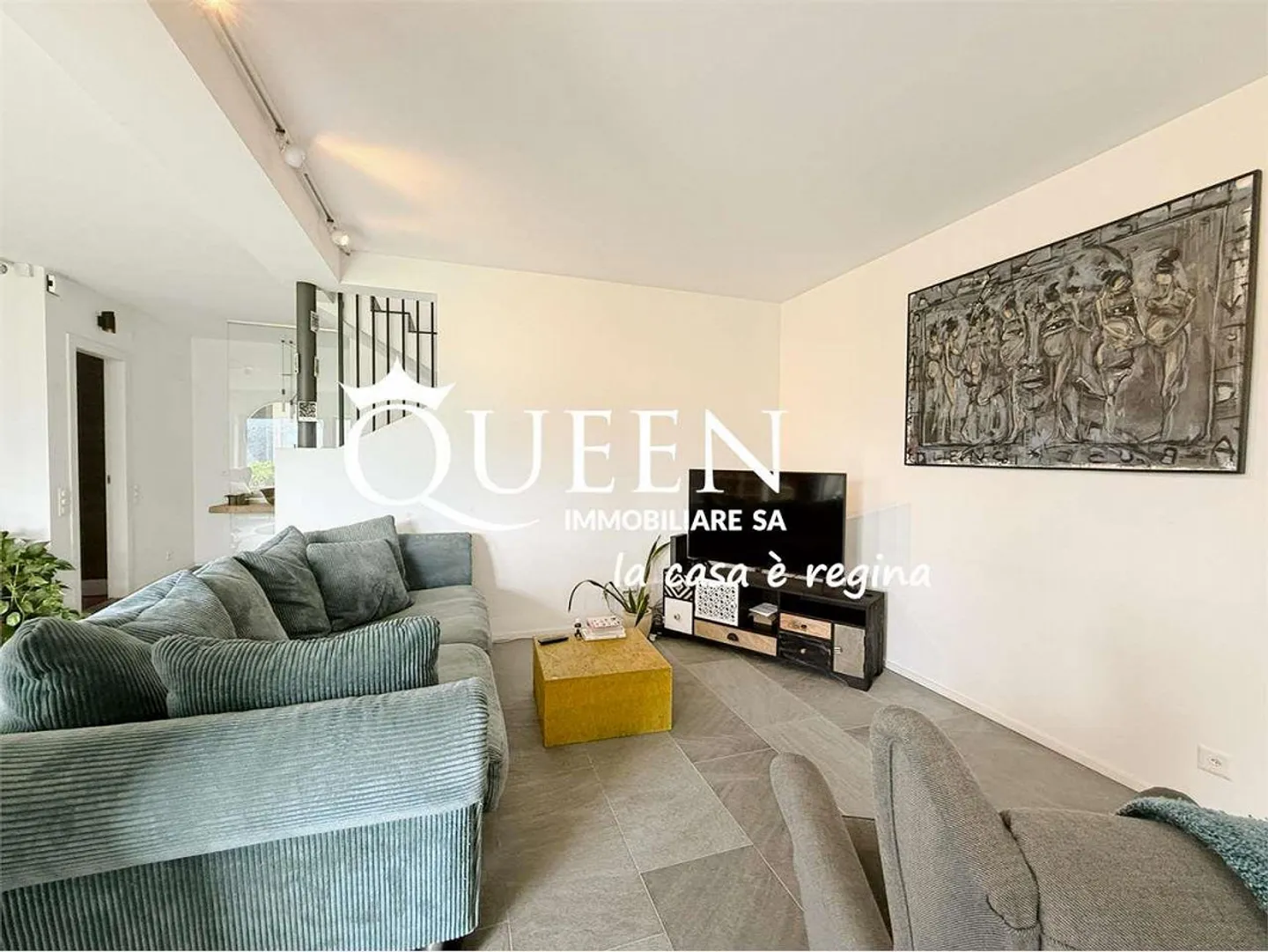 Gravesano: Villa with 6.5 rooms, 232 m², whirlpool, view, garden - Photo 5 of 13