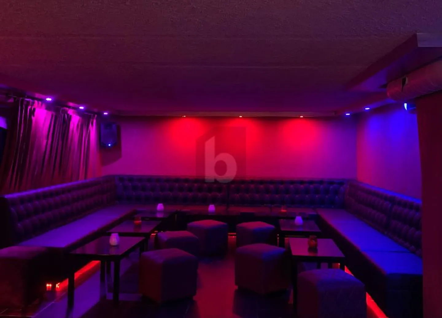 HOTSPOT FOR NIGHTLIFE OR CULINARY - Photo 4 of 6