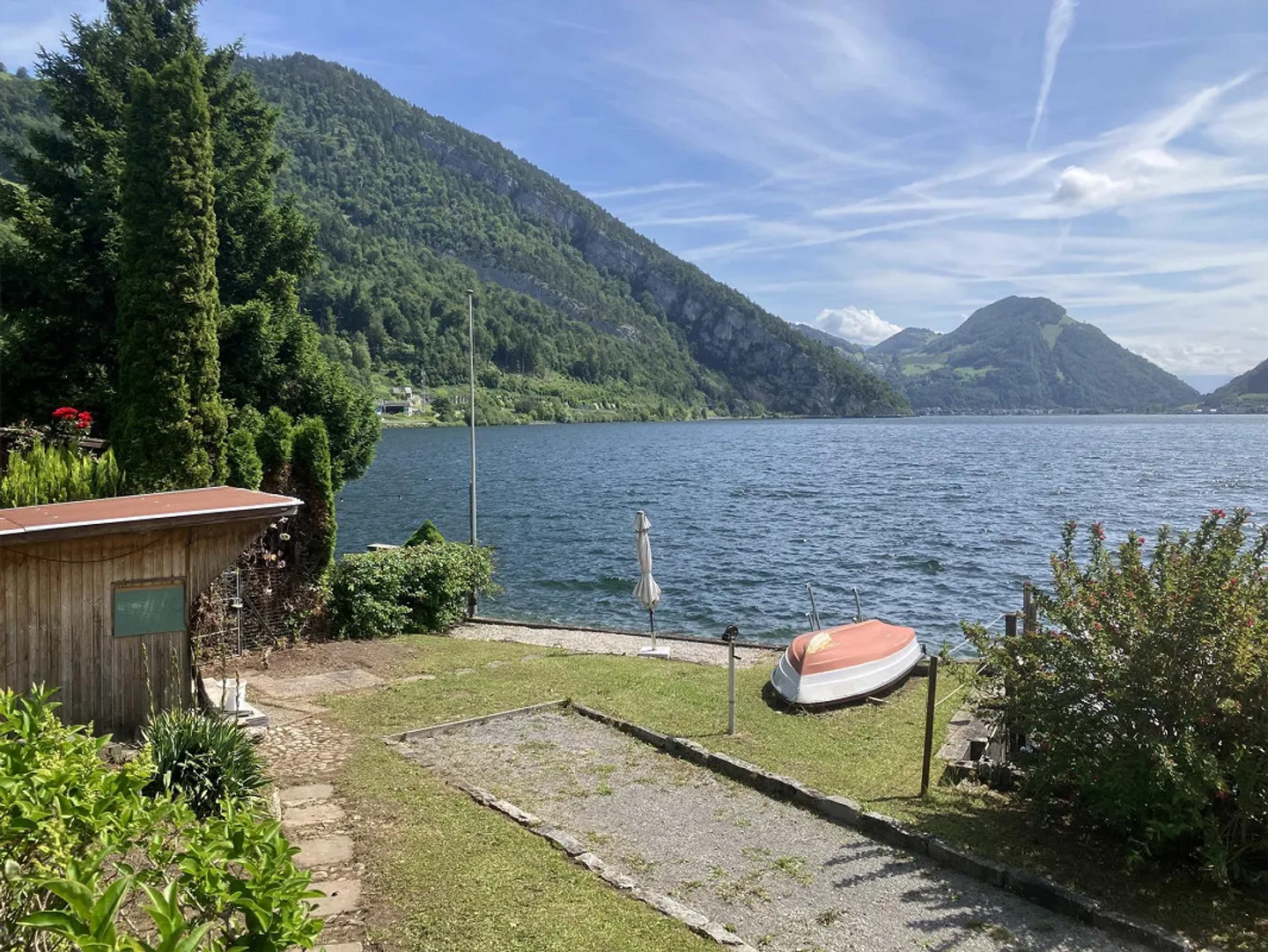 VUE qui INSPIRE – Appartement lumineux de 4 pièces avec vue sur le lac et les montagnes - Photo 14 sur 18