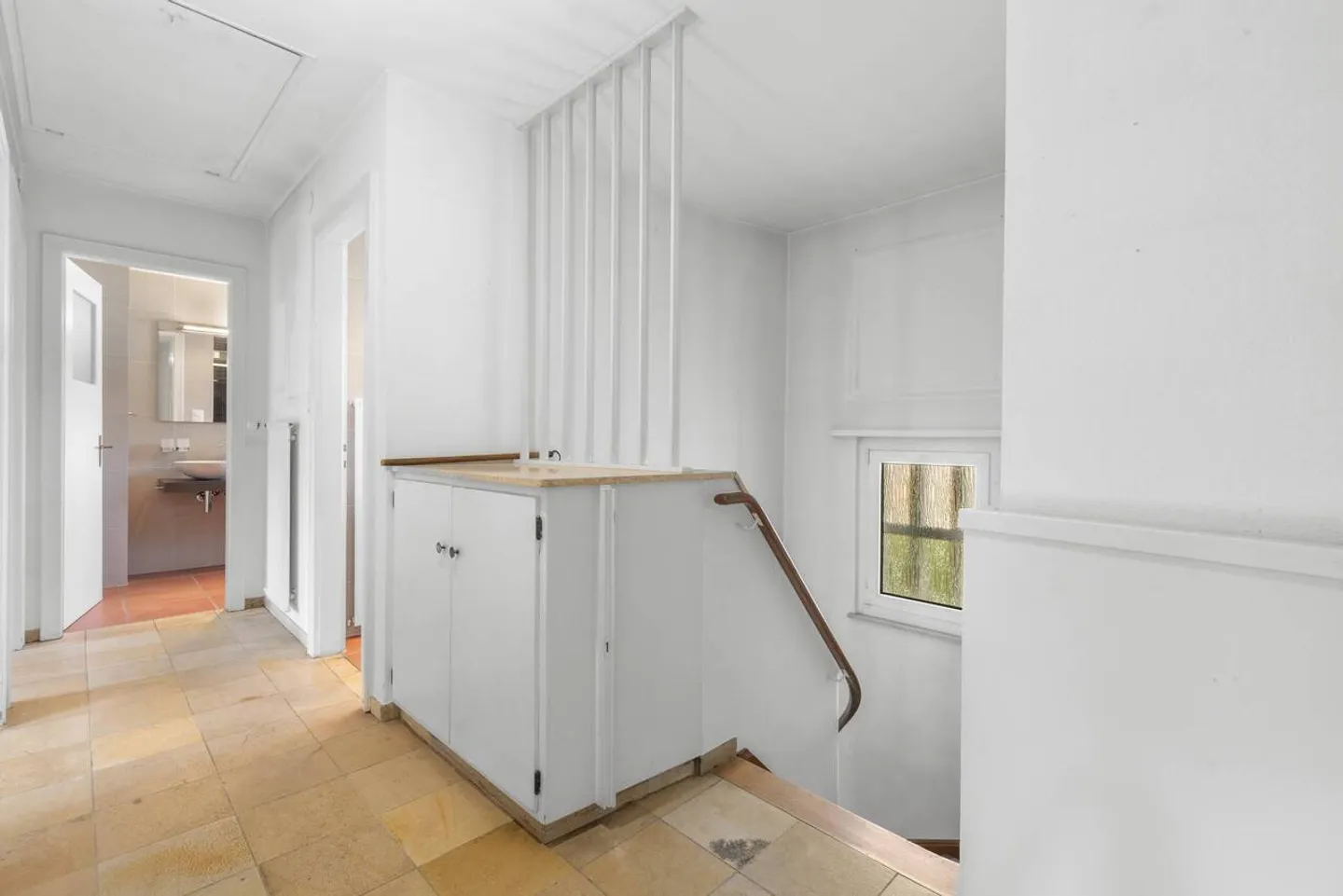 Casa unifamiliare indipendente in un ambiente verde - Foto 7 di 10
