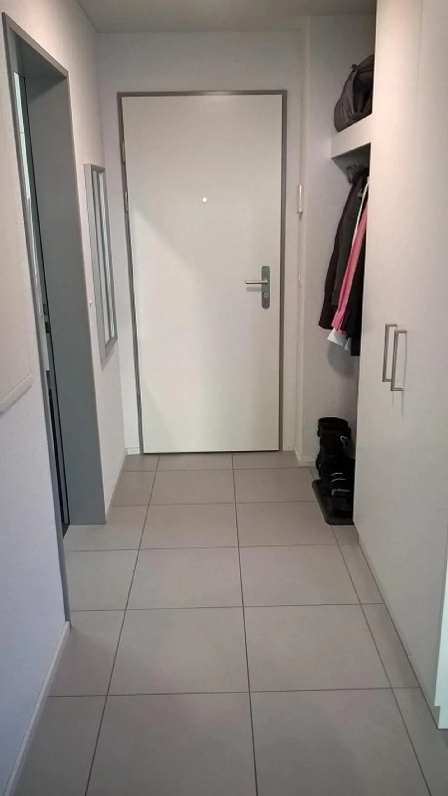 neuwertige 2.5 Zimmerwohnung - Foto 3 von 9