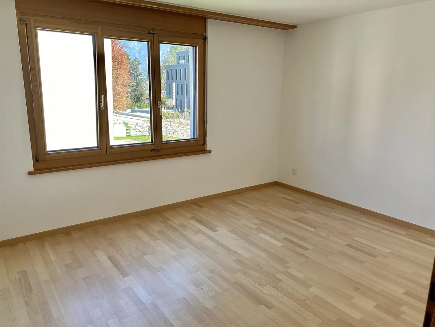 Appartement de 3,5 pièces au rez-de-chaussée avec patio - Photo 6 sur 7