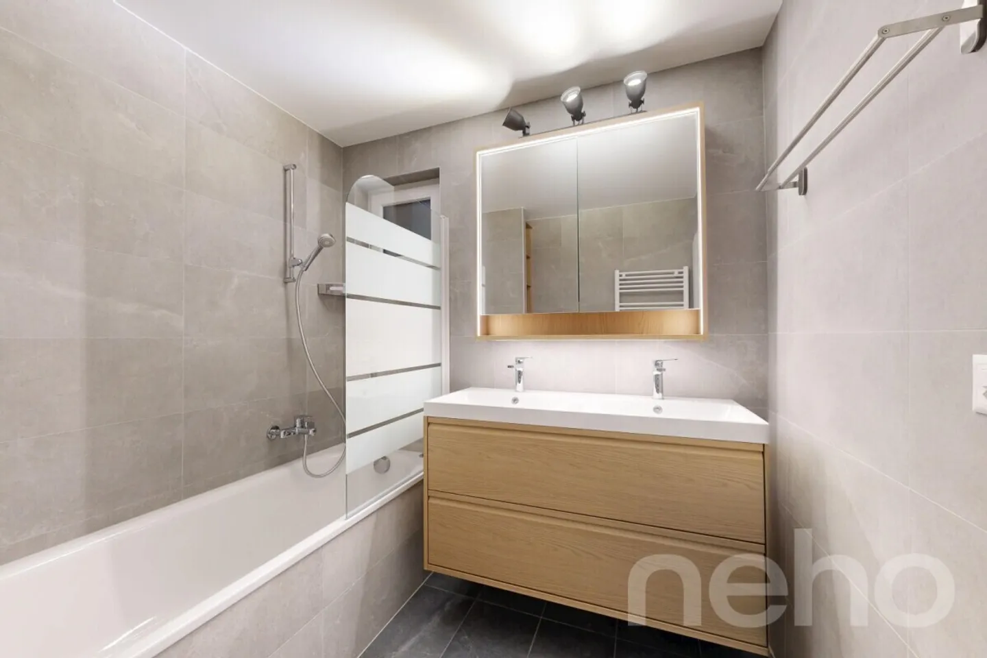 Appartement 4.5 pièces rénové - Photo 7 sur 11