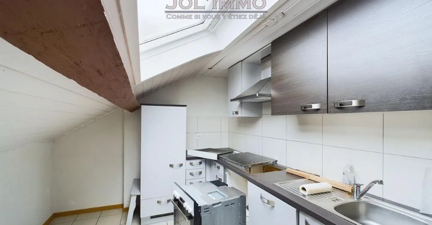 Charming 3.5 Room Apartment - Photo 6 of 13