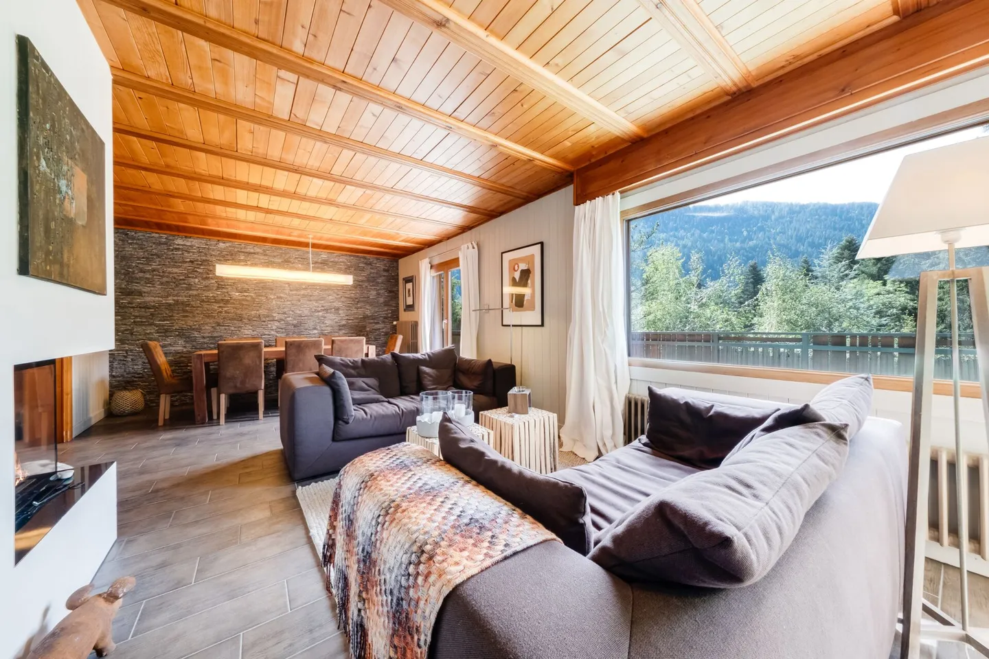 Chalet individuel de 9 pièces entièrement rénové en 2012 - Foto 4 von 29
