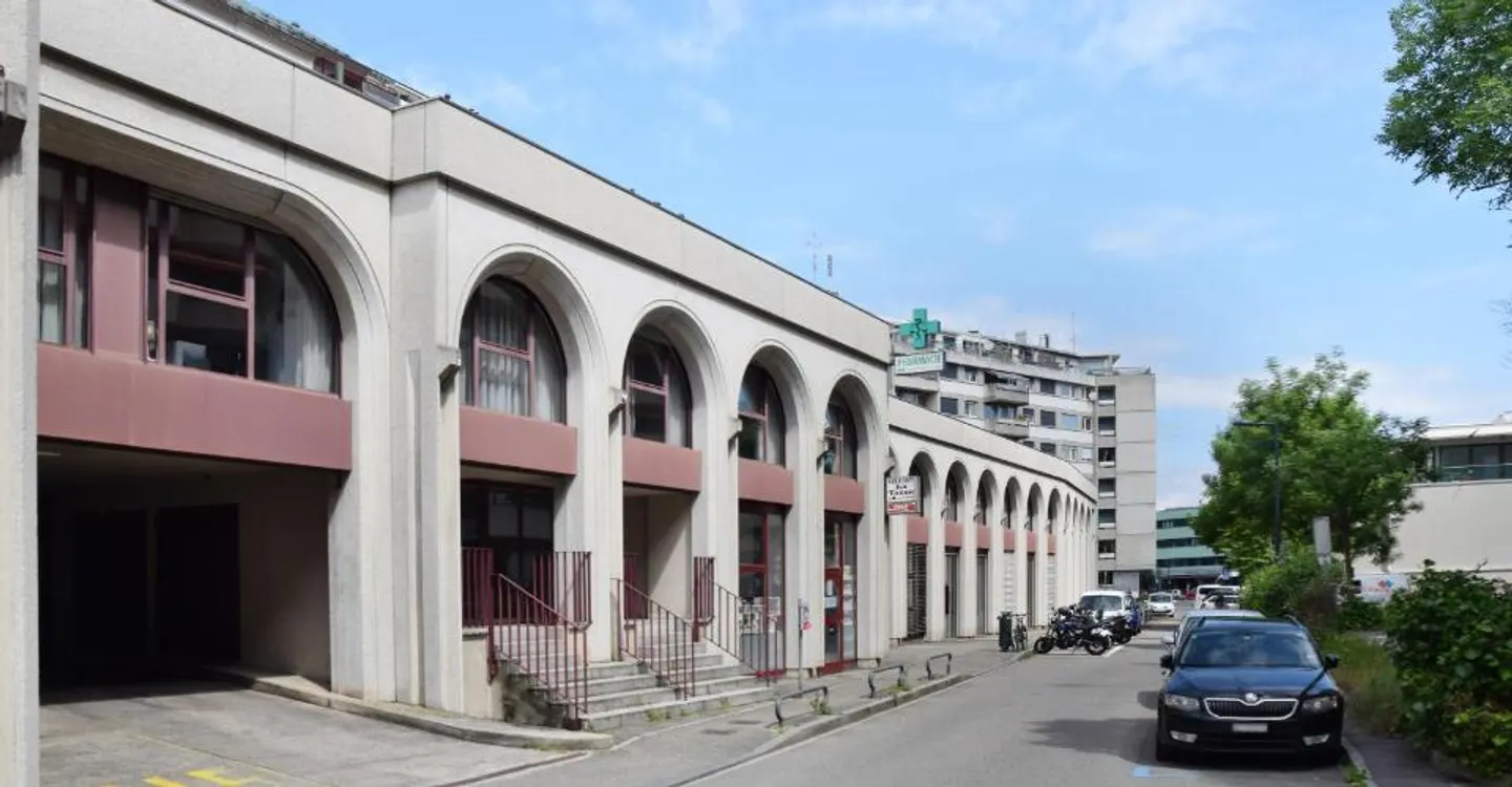 Place de Parking Intérieure Double - Photo 1 sur 2